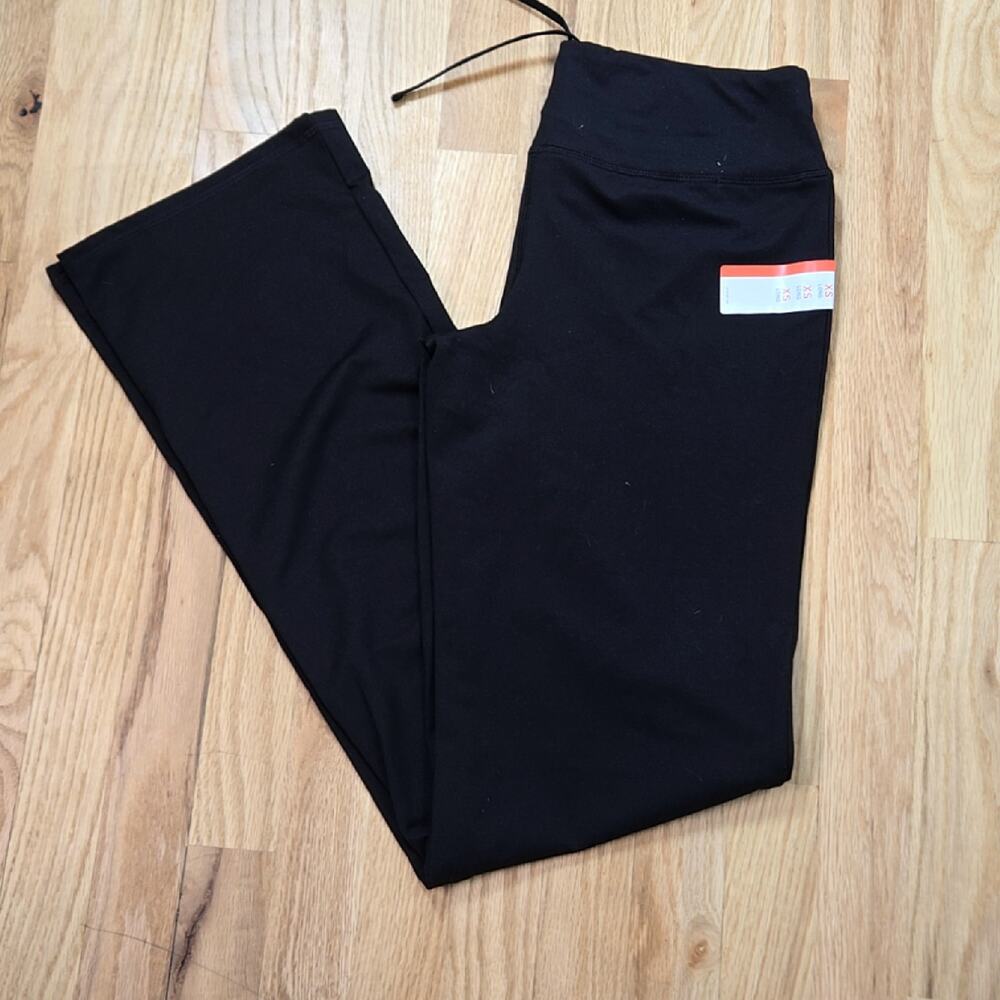 Champion women's Black Workout pants size XS-Long  NWT